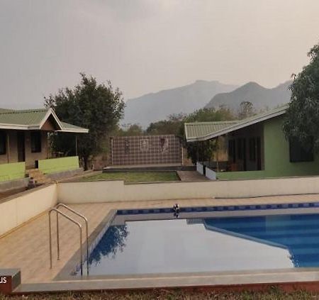 The Avi'S Village Chinchavli Esterno foto